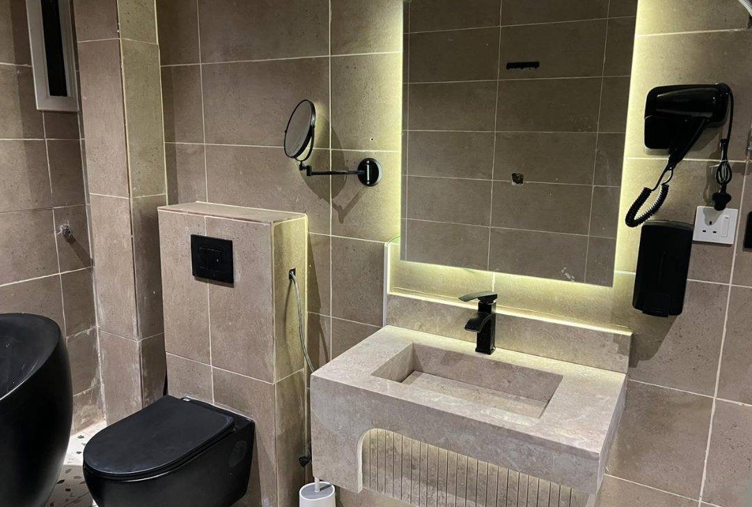 404 Practical Apartment self check-in