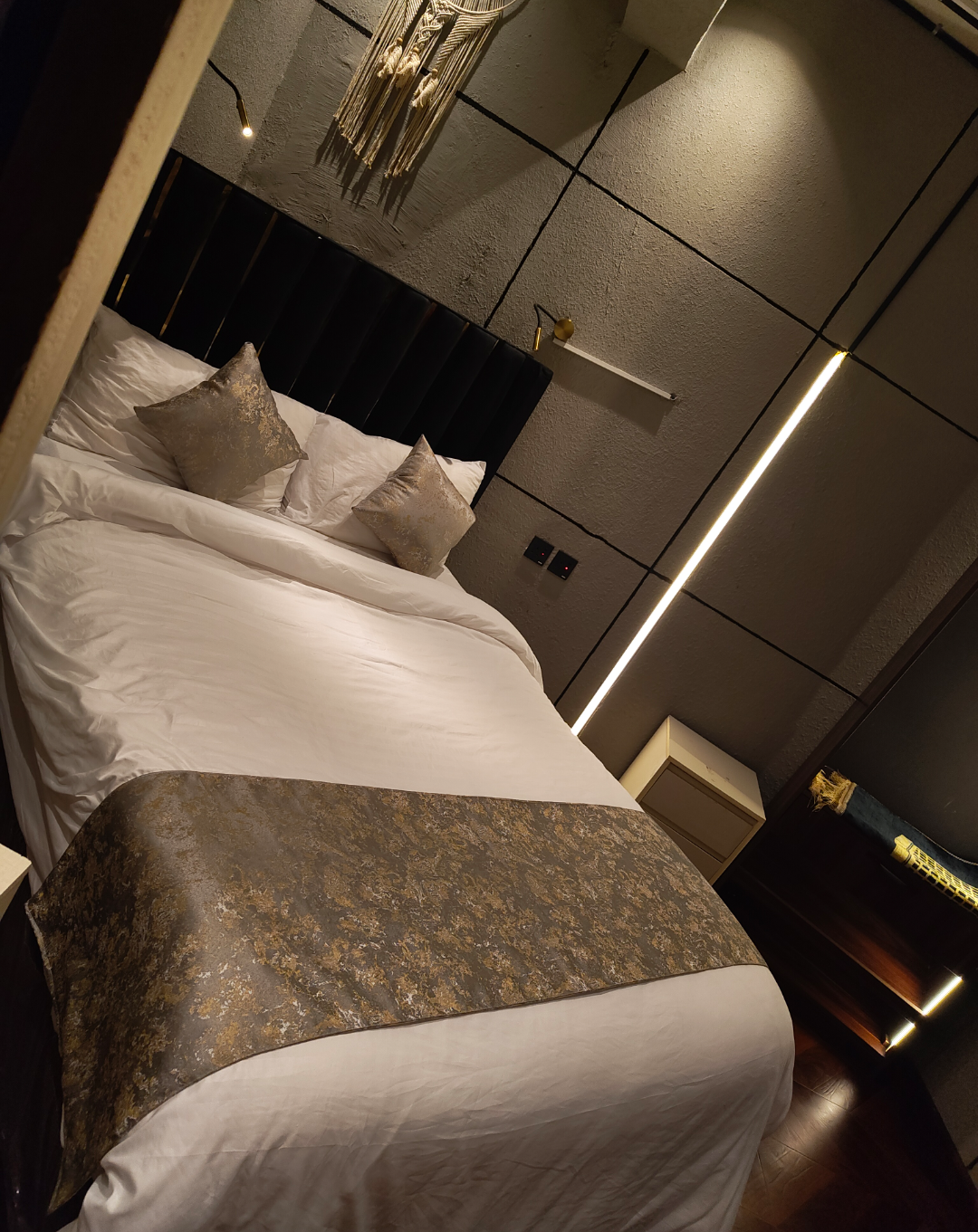 302 Practical Apartment self check-in