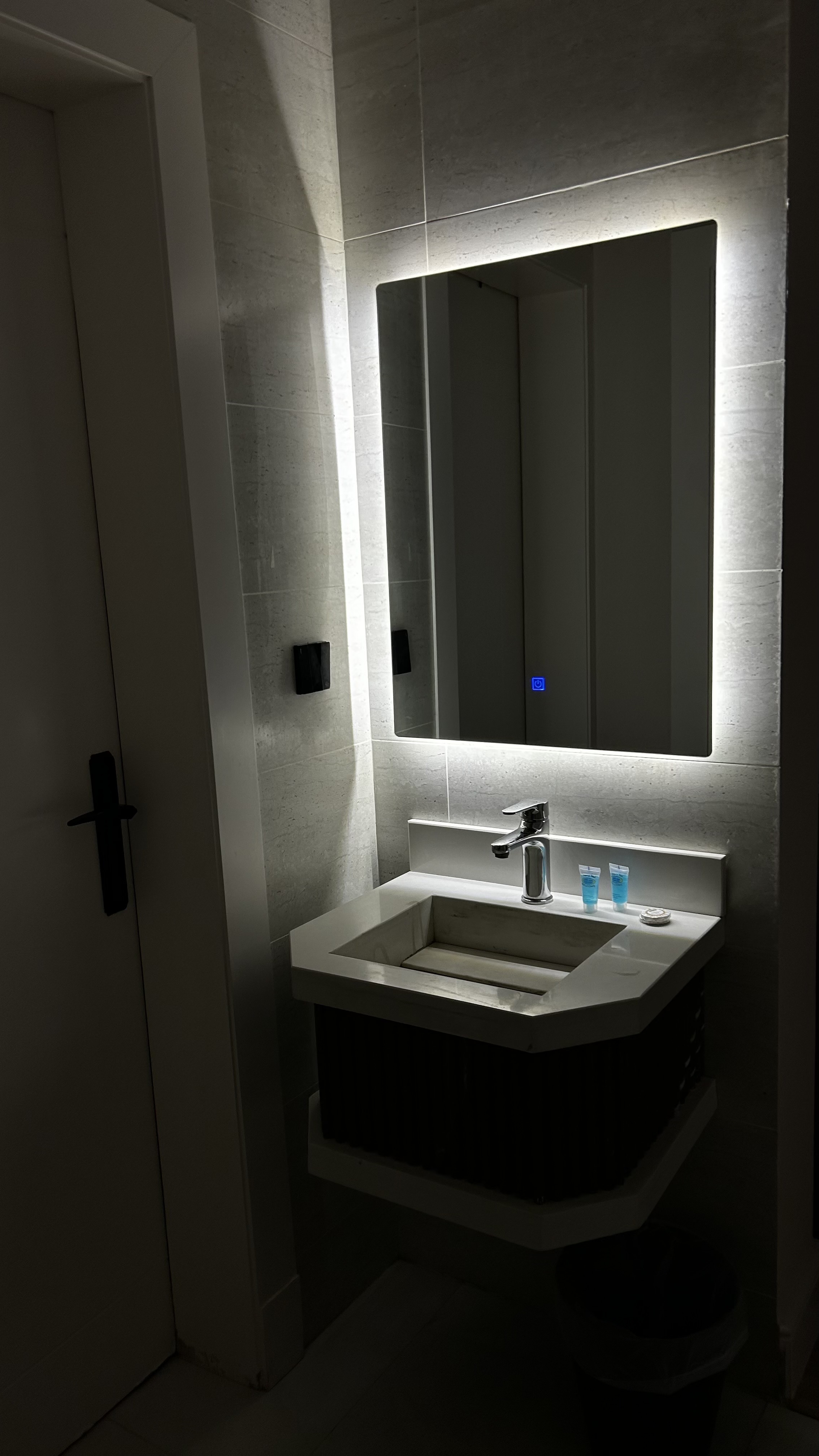 شقه بصاله انيقه وغرفه نوم