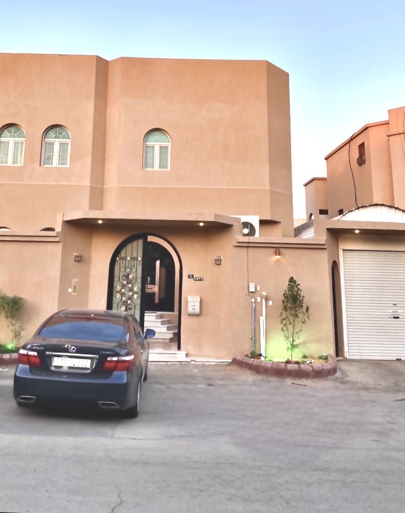 شقه مع مسبح خاص وحديقه حي المحمديه