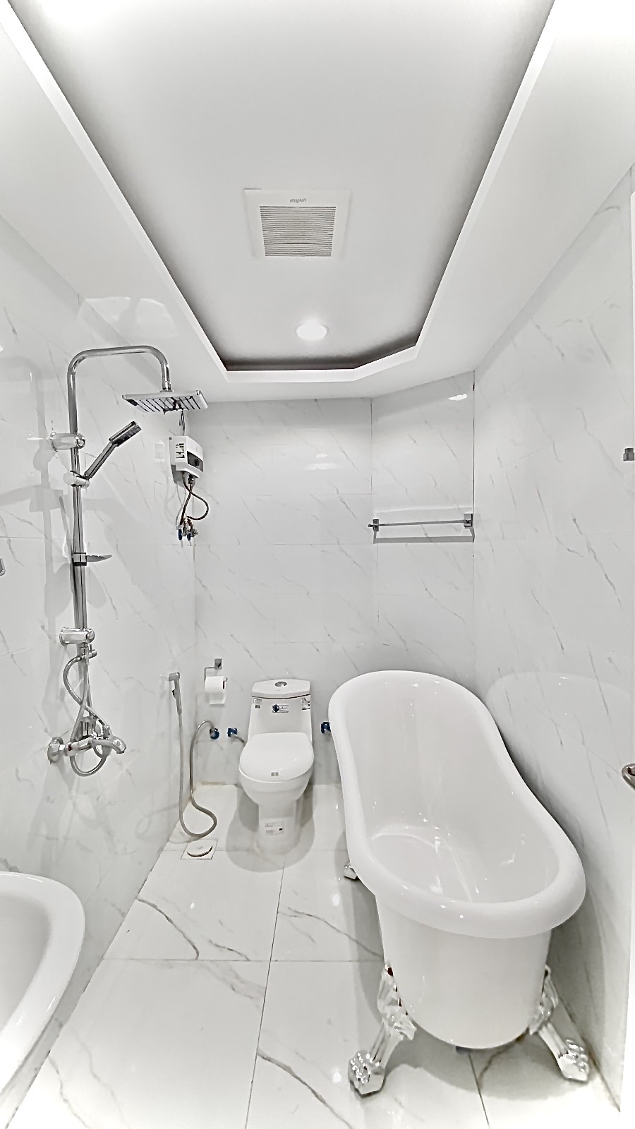 شقه مع مسبح خاص وحديقه حي المحمديه