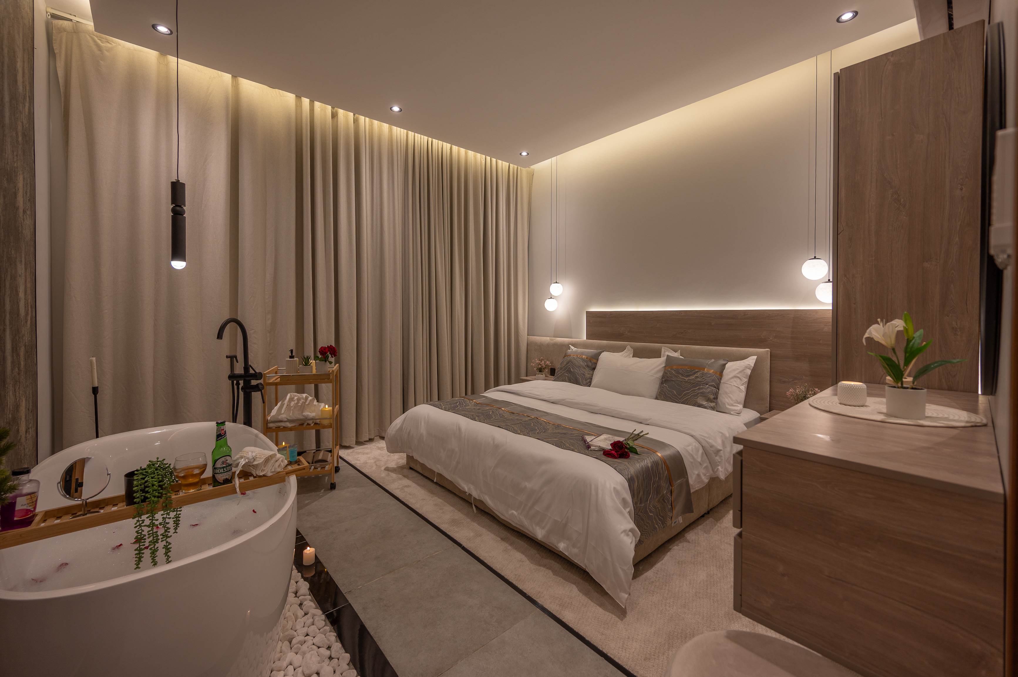 وحده فندقيه فاخره ب حوض استحمام