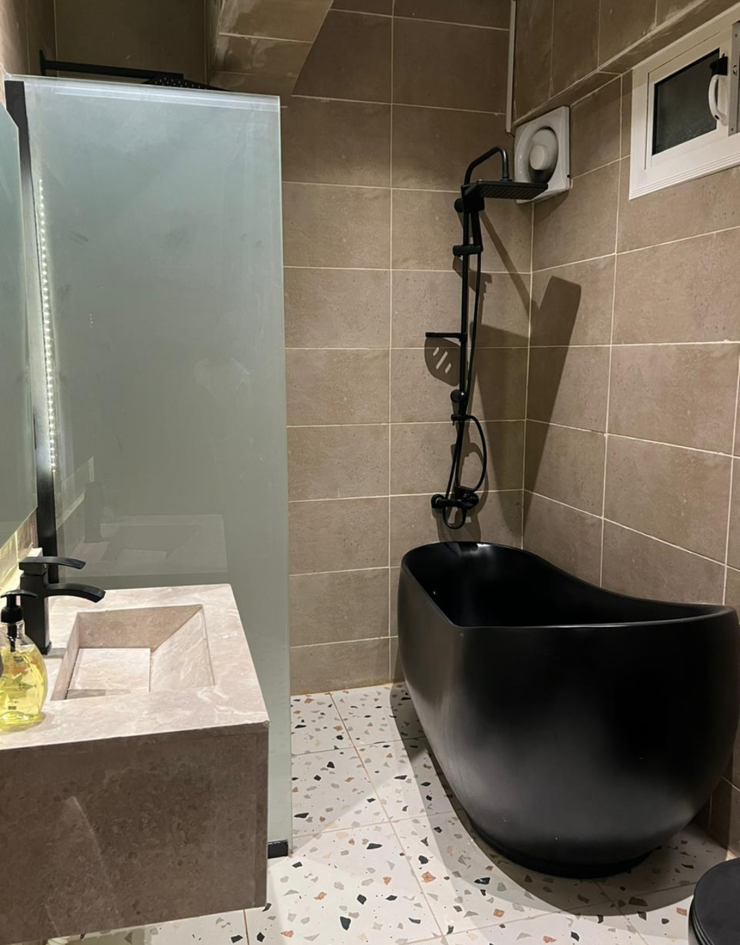 406 Practical Apartment self check-in