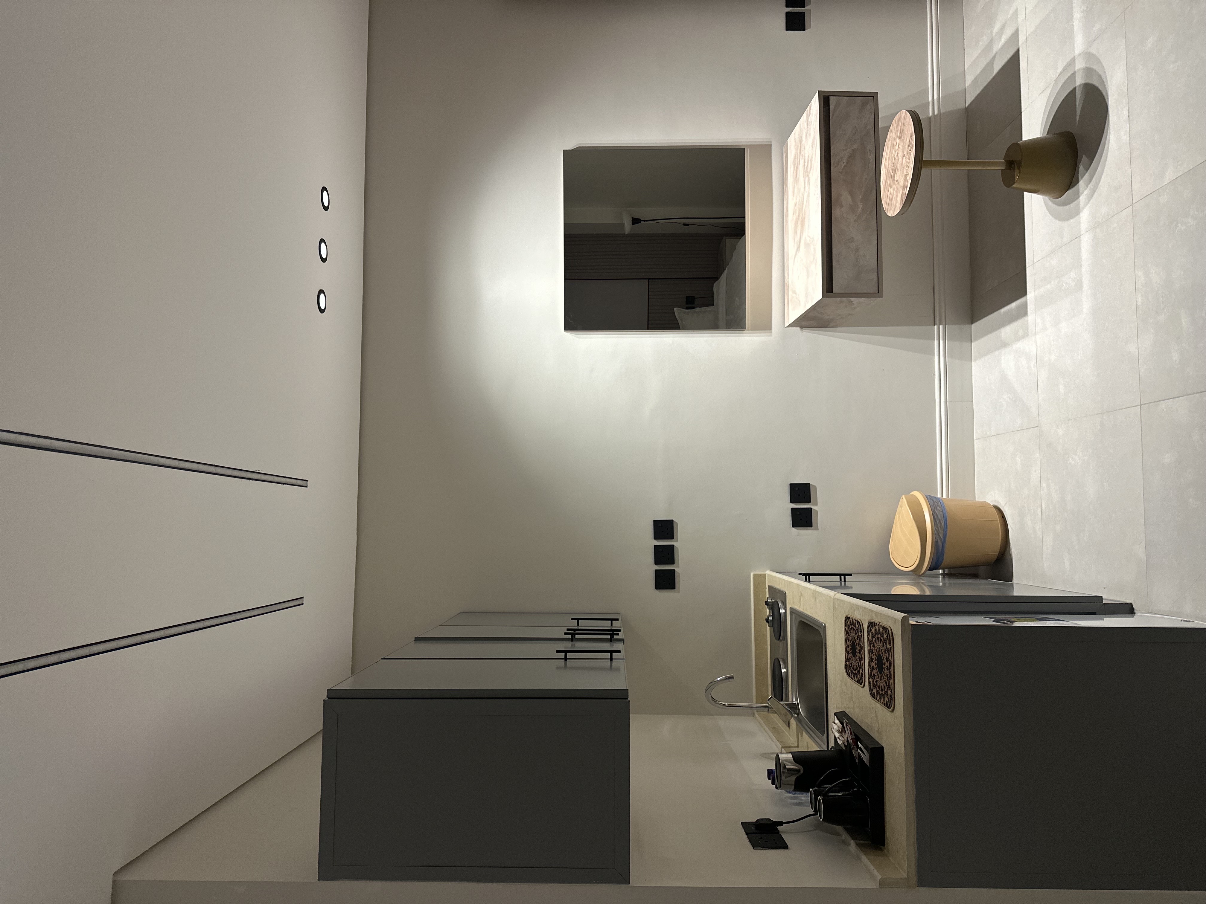 MōRA Studio 101