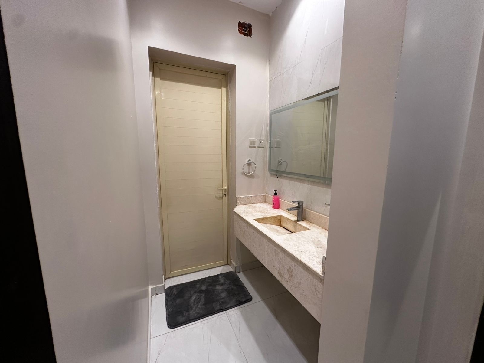 شقه بغرفه وصاله