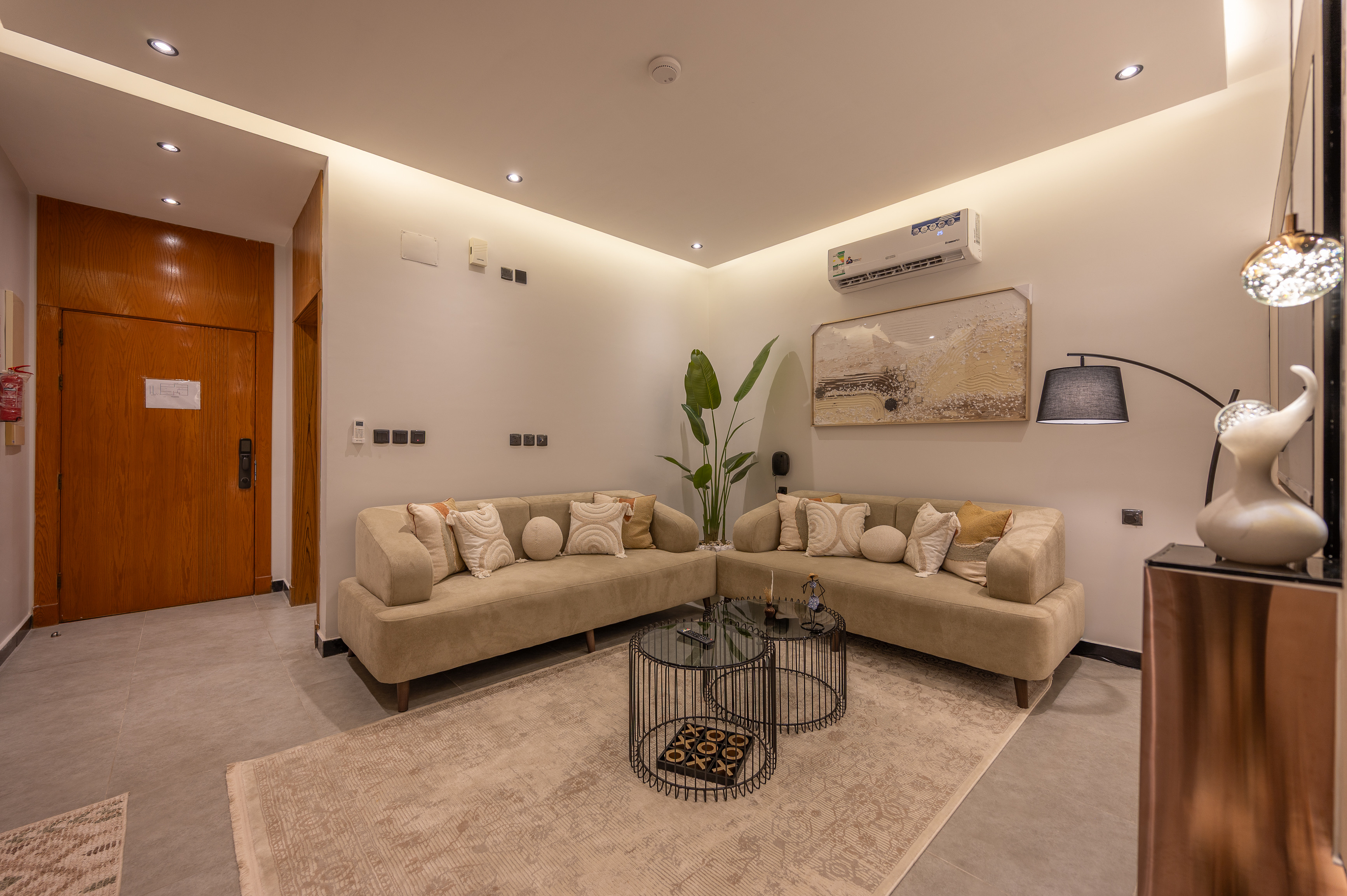 وحده فندقيه فاخره ب حوض استحمام