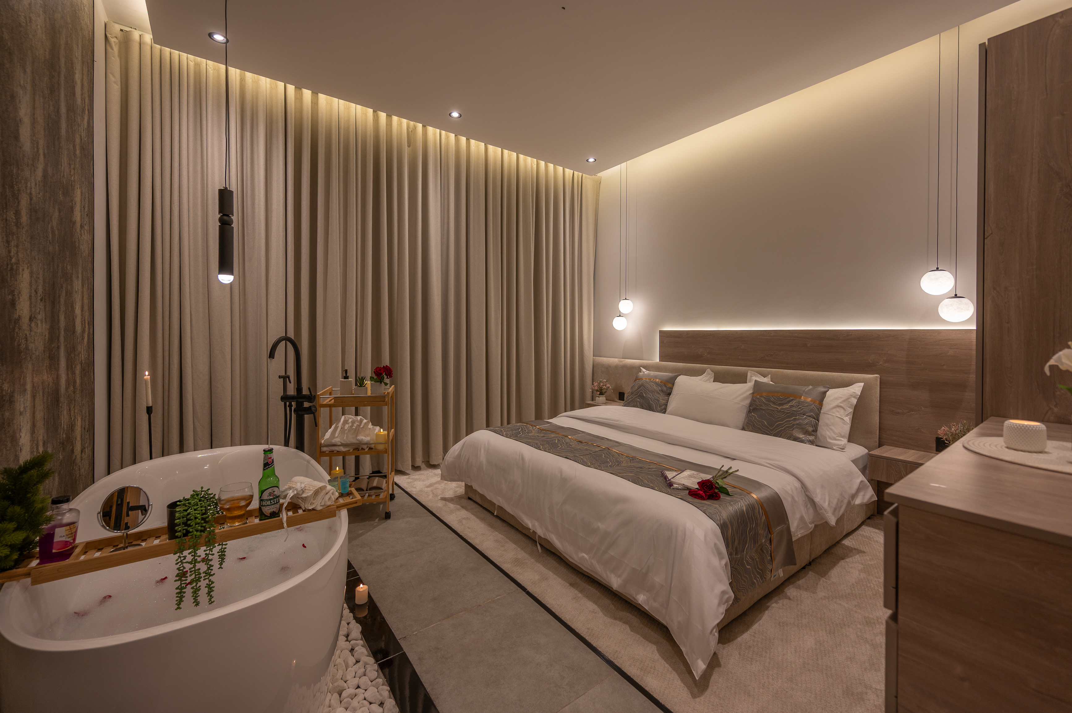 وحده فندقيه فاخره ب حوض استحمام