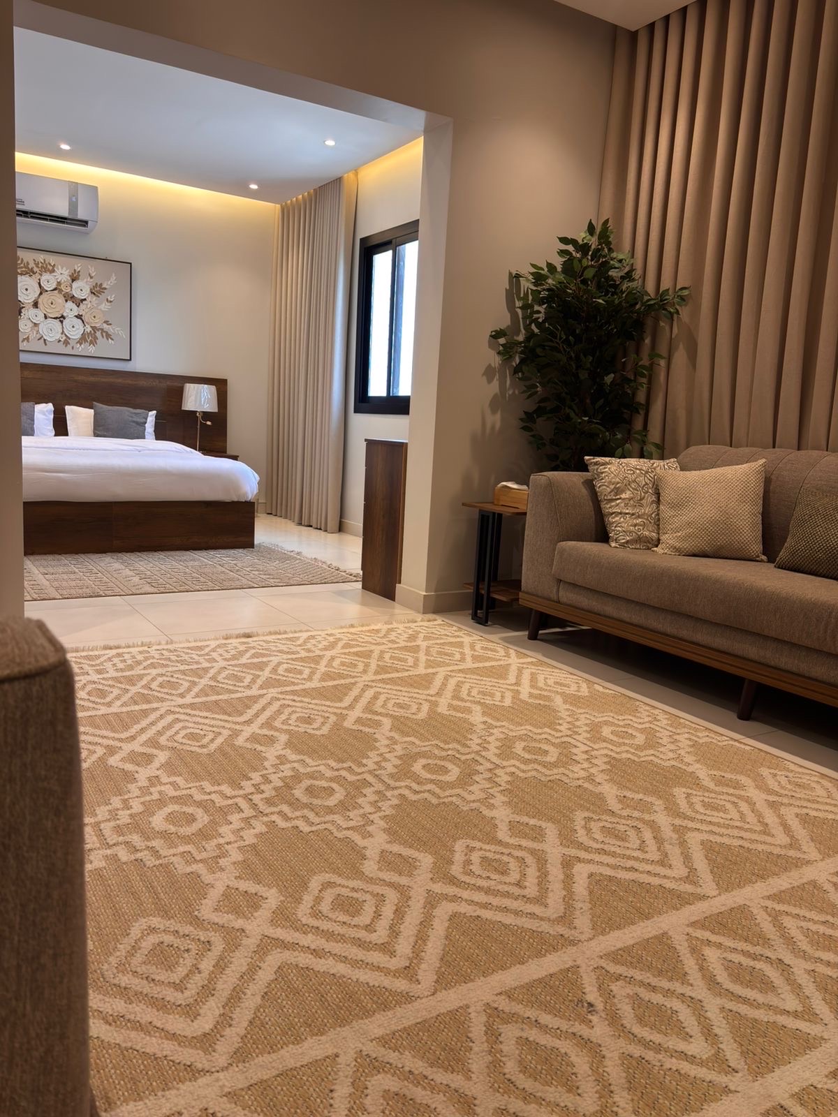 BAYAT SUITE