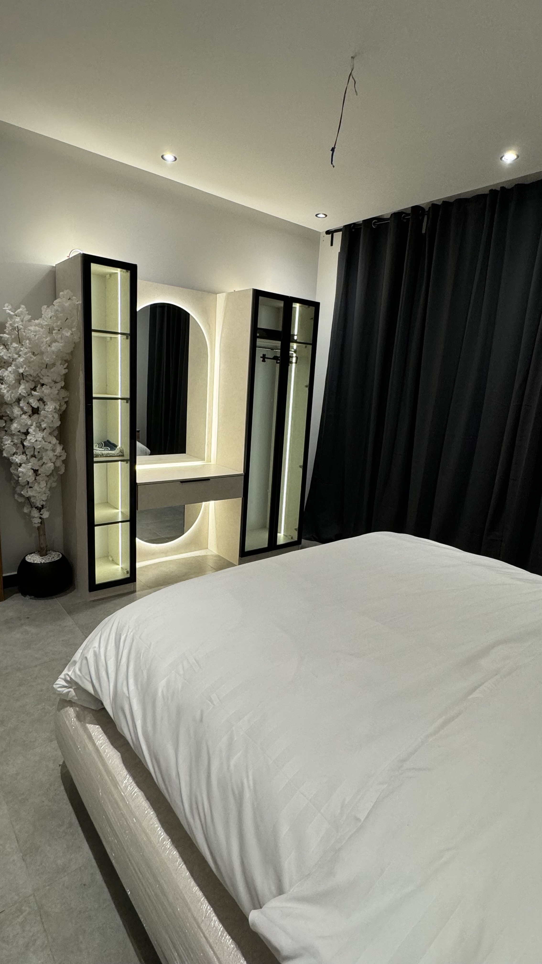 شقه بغرفتين نوم وصاله جلوس هادئه