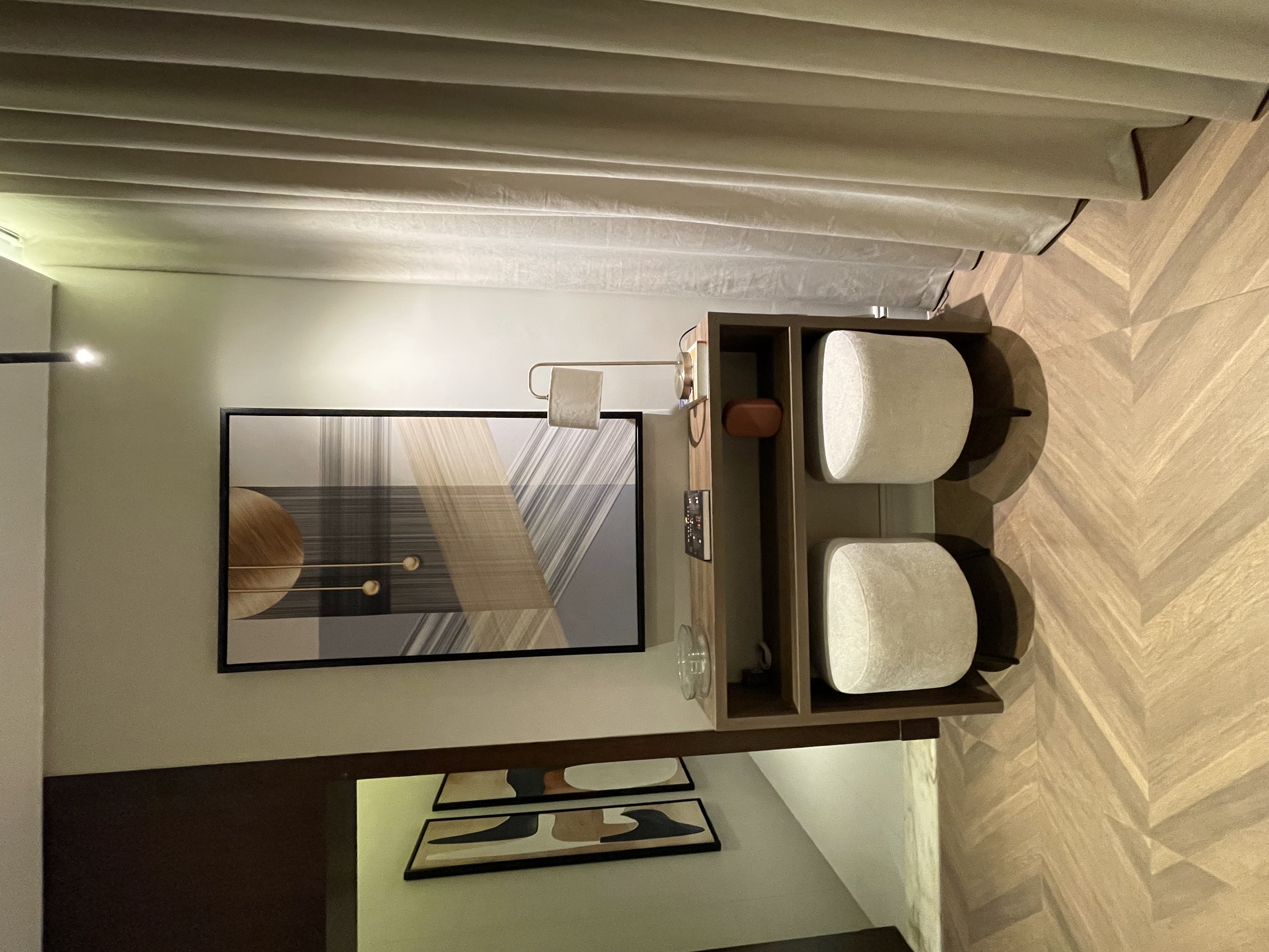 Alrawda Apartment 07 TV 75
