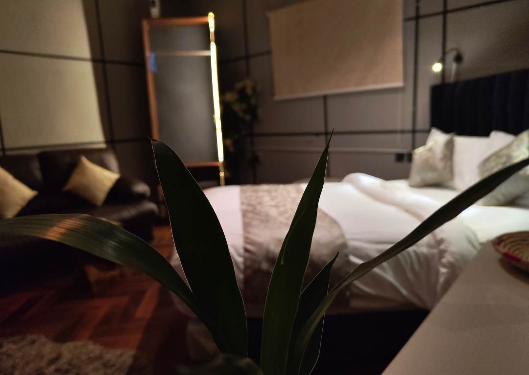 300 Practical Apartment self check-in