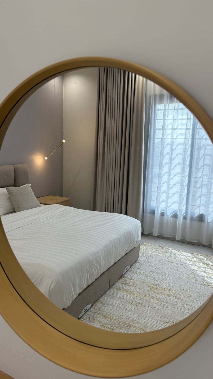 شقه فندقيه فاخره بالقرب من المطار