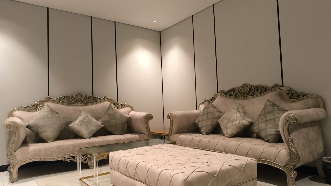 شقه فندقيه ثلاث غرف بحي شعبي