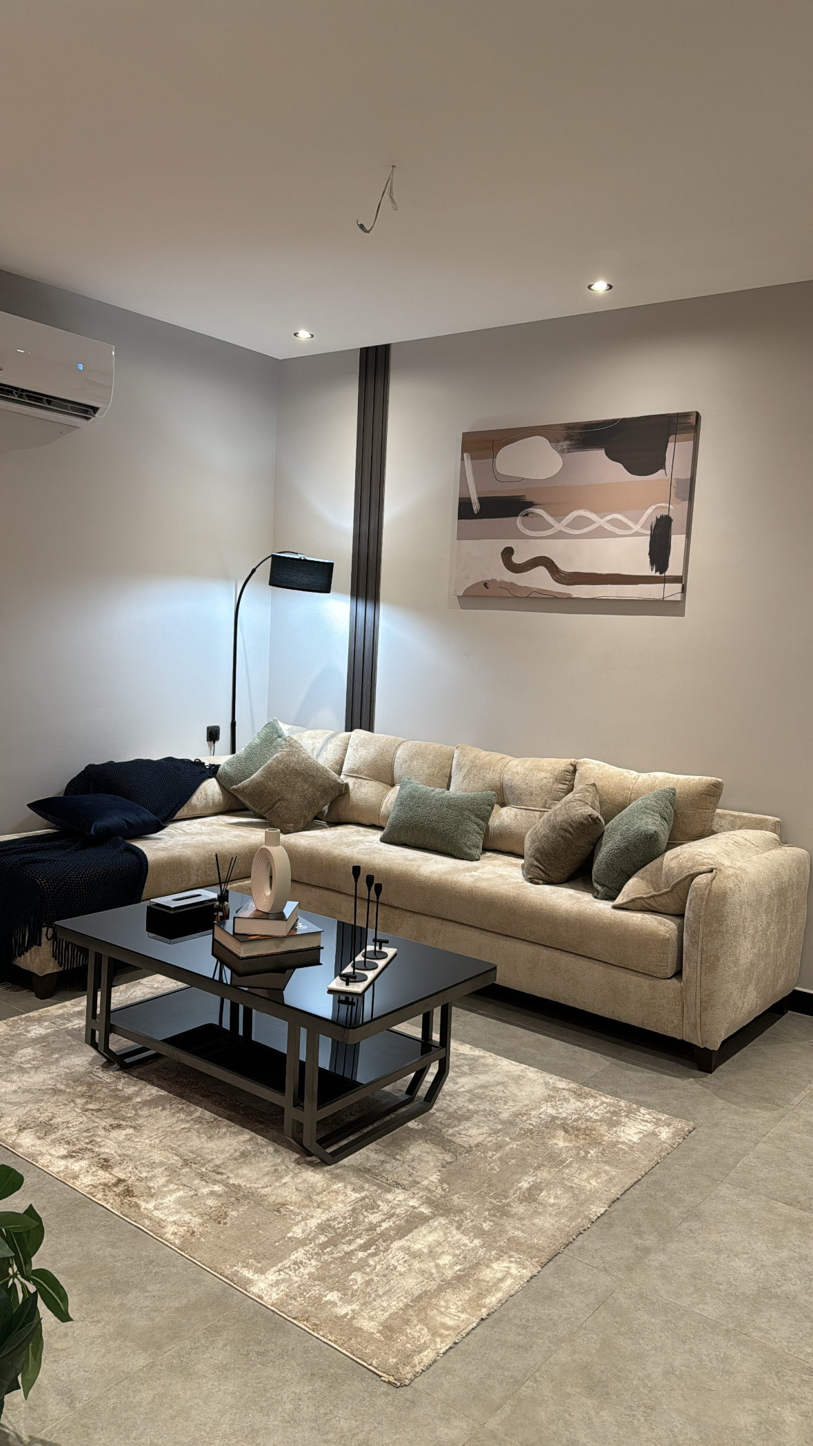 شقه بغرفتين نوم وصاله جلوس هادئه