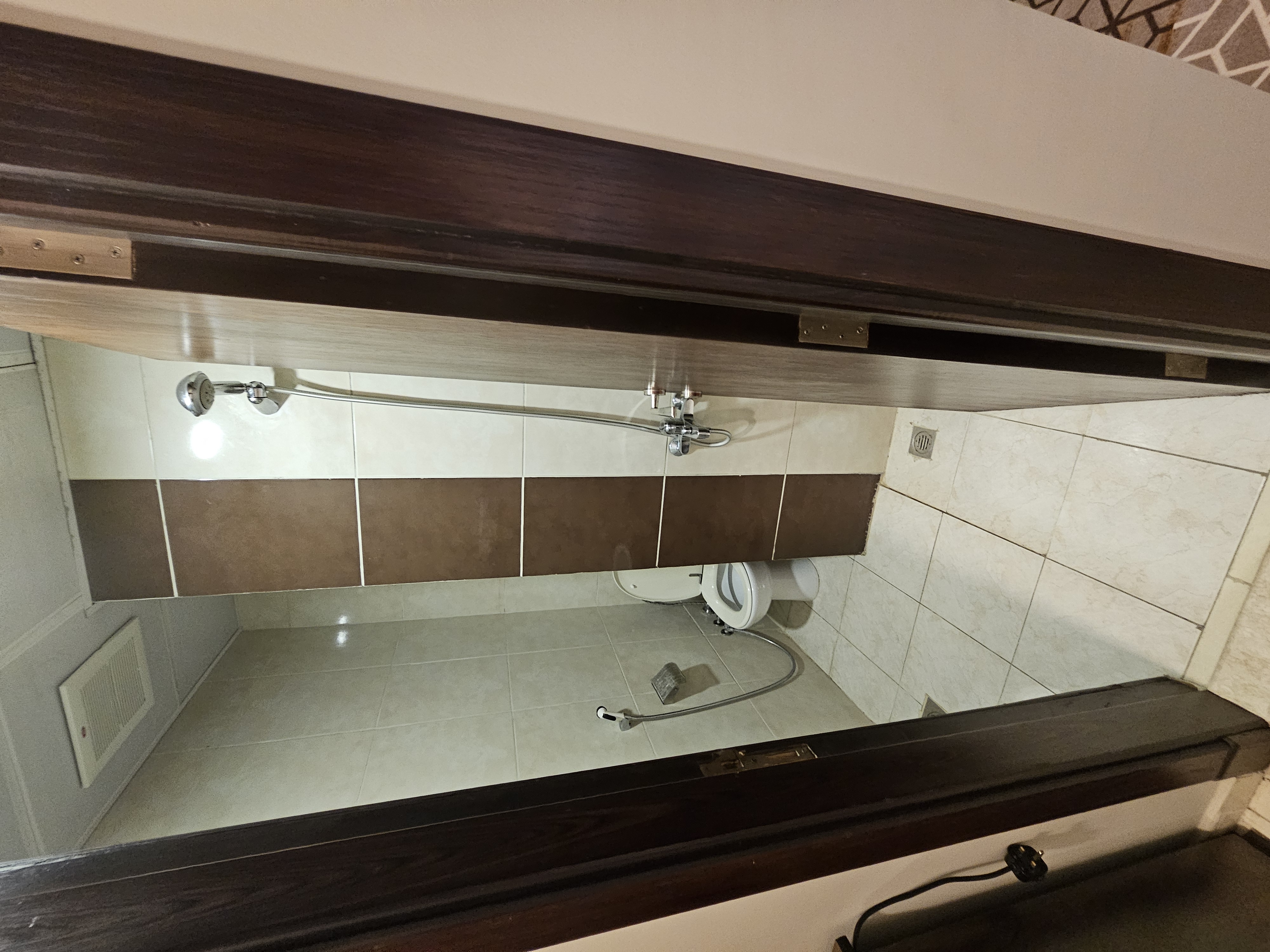 وحده رقم ٢٠١