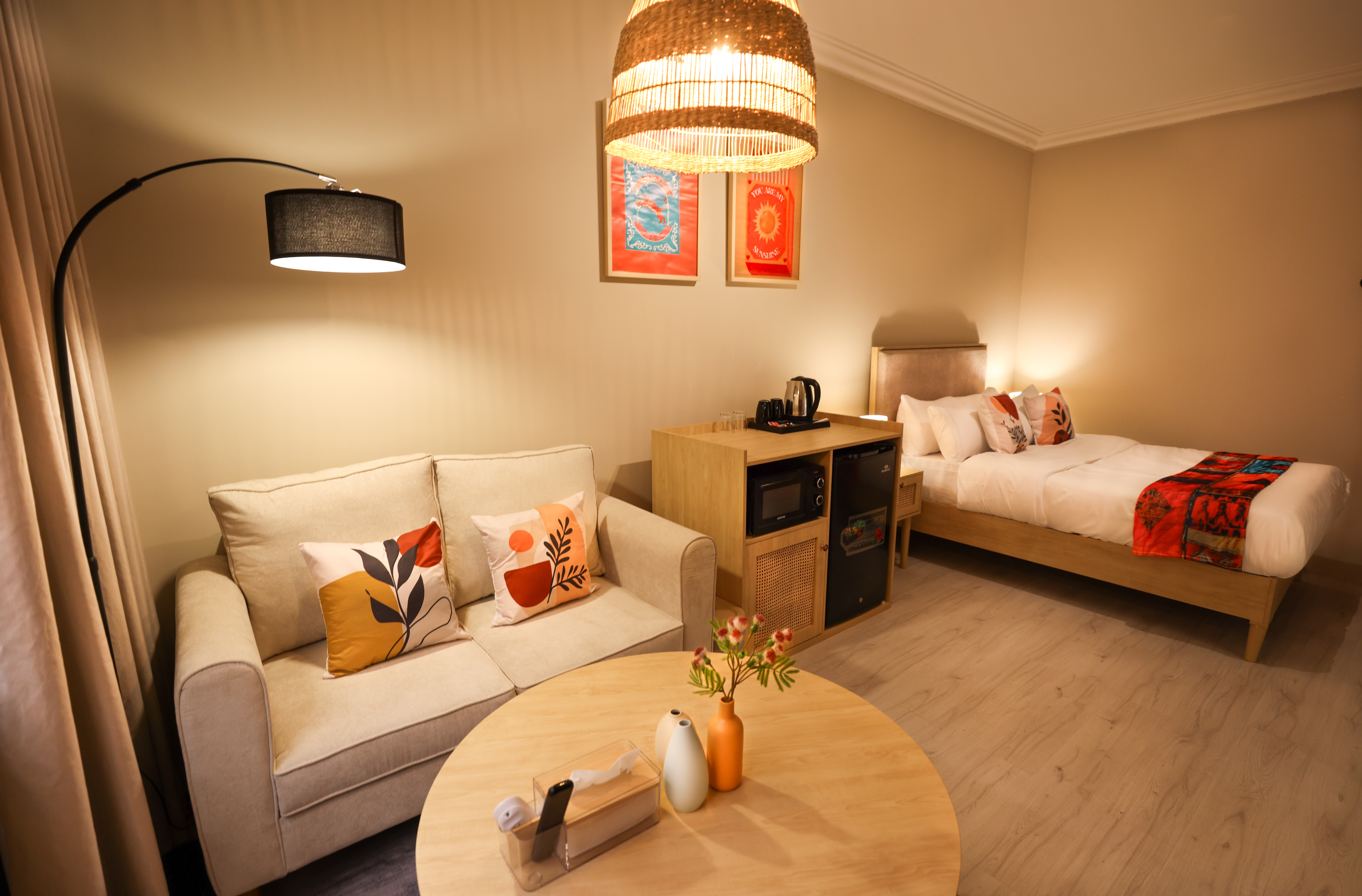 استوديو انيق مع Netflix – حي راق بالرياض