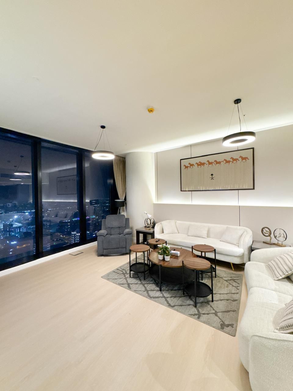 شقه غرفه وصاله في برج رافال