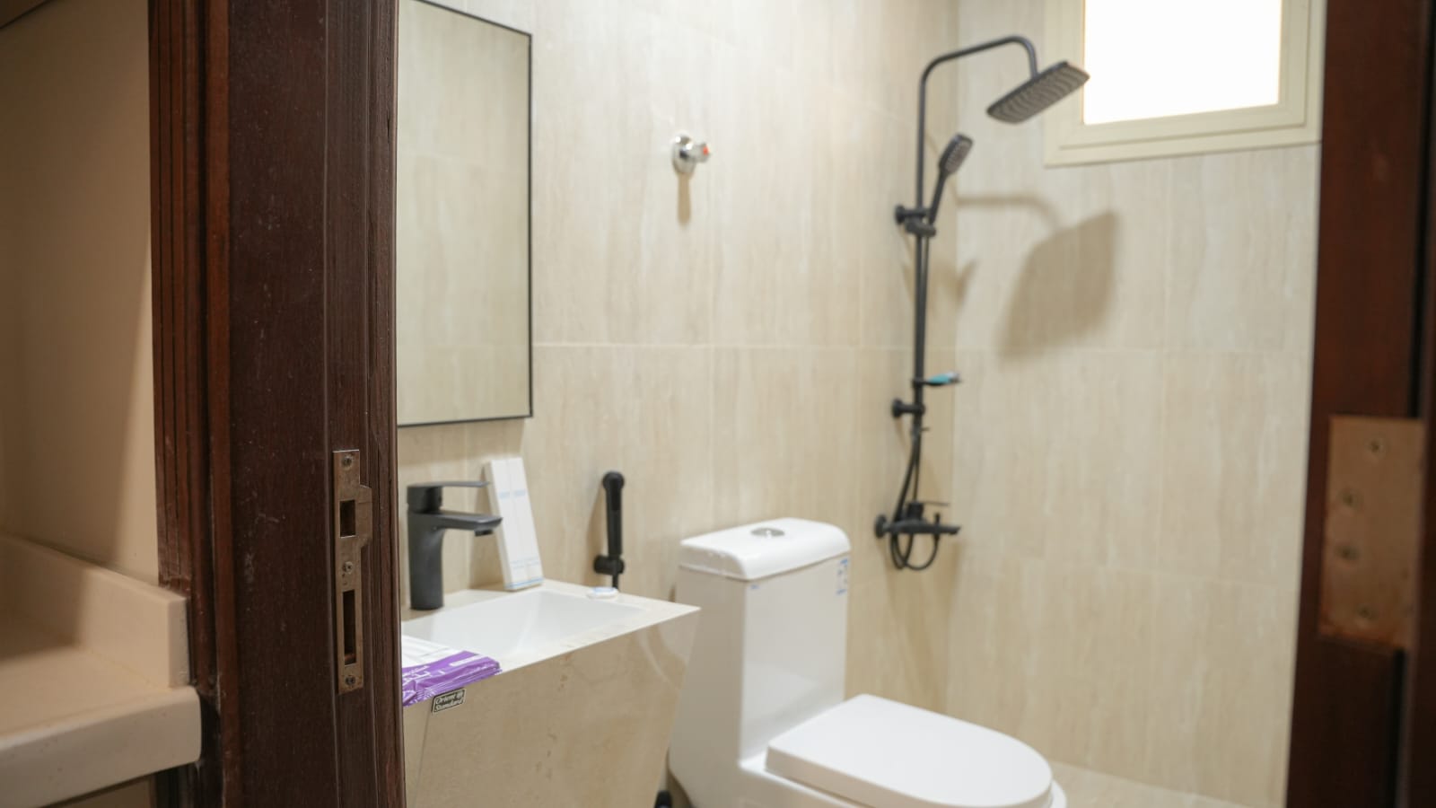 307-شقه فاخره بموقع مميز ودخول ذاتي