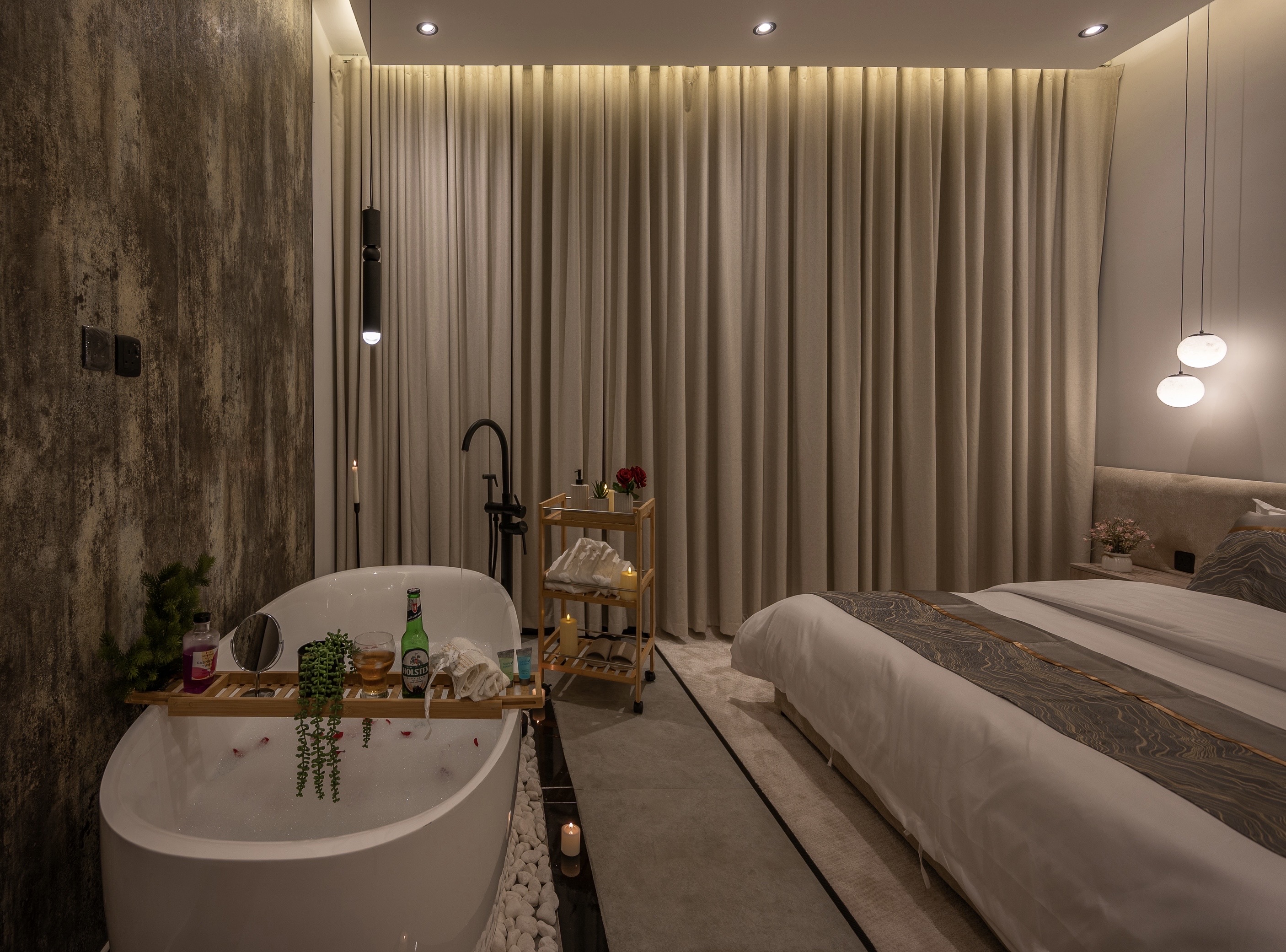 وحده فندقيه فاخره ب حوض استحمام