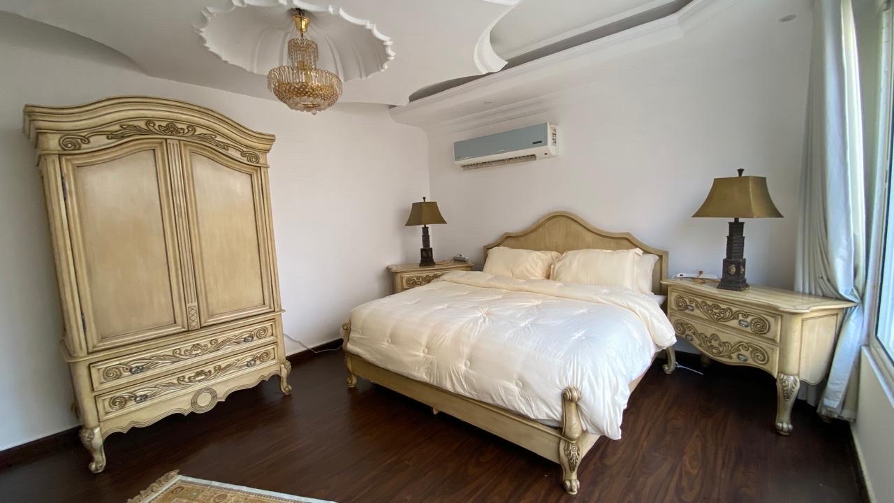 شقه مع مسبح خاص وحديقه حي المحمديه