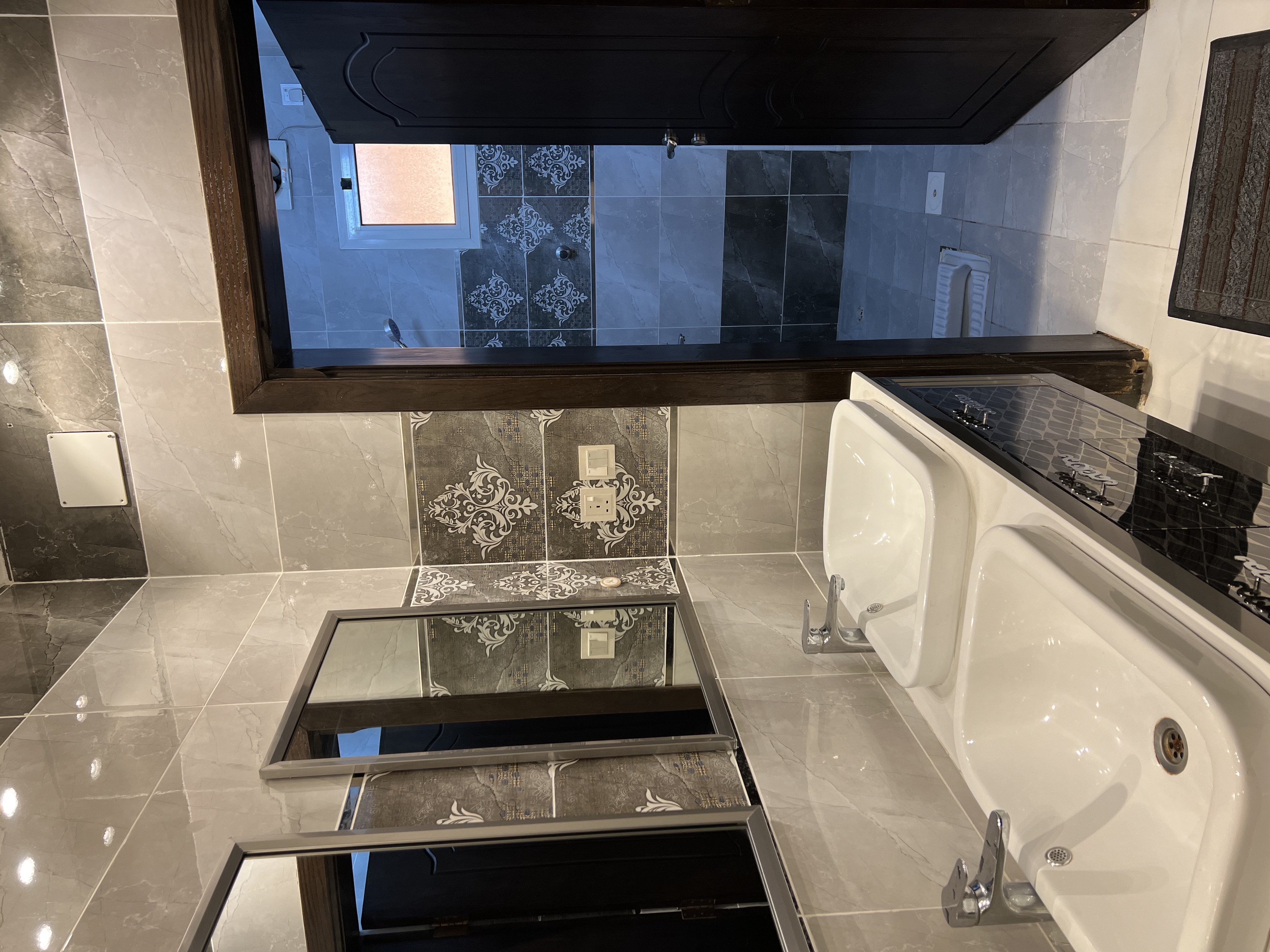 شقه غرفه وصاله بالبيعه