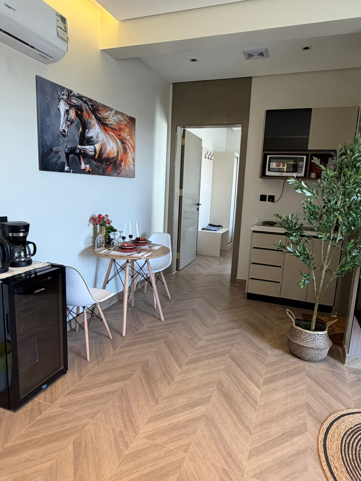 شقه ماستر واطلاله بلكونه